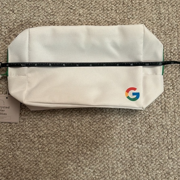 Brand New Google Duffle Bag AND Small Bag - NWT - Picture 13 of 14